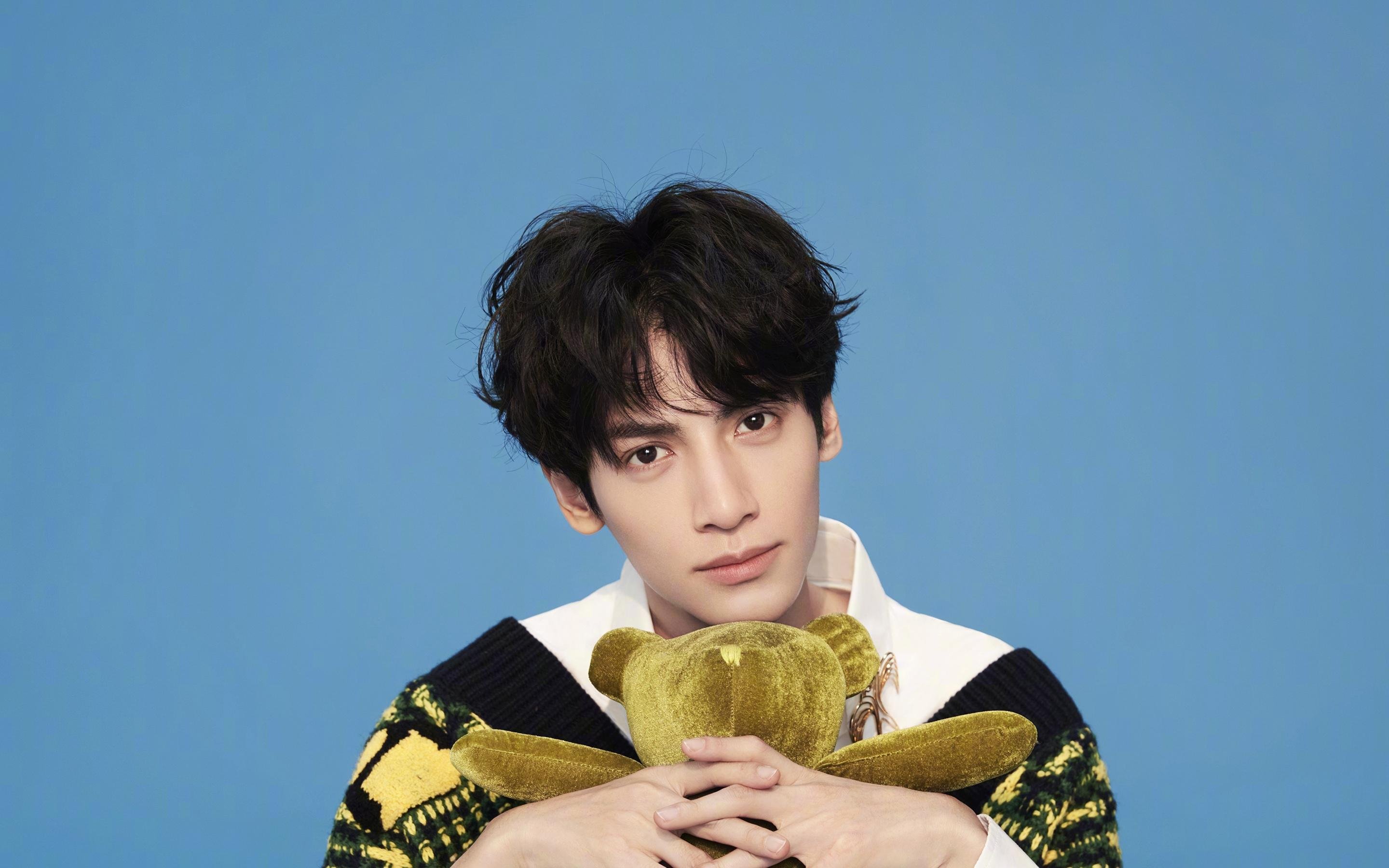 -_骑行达人挑战赛：城市与自然的极速碰撞_，骑行比赛视频