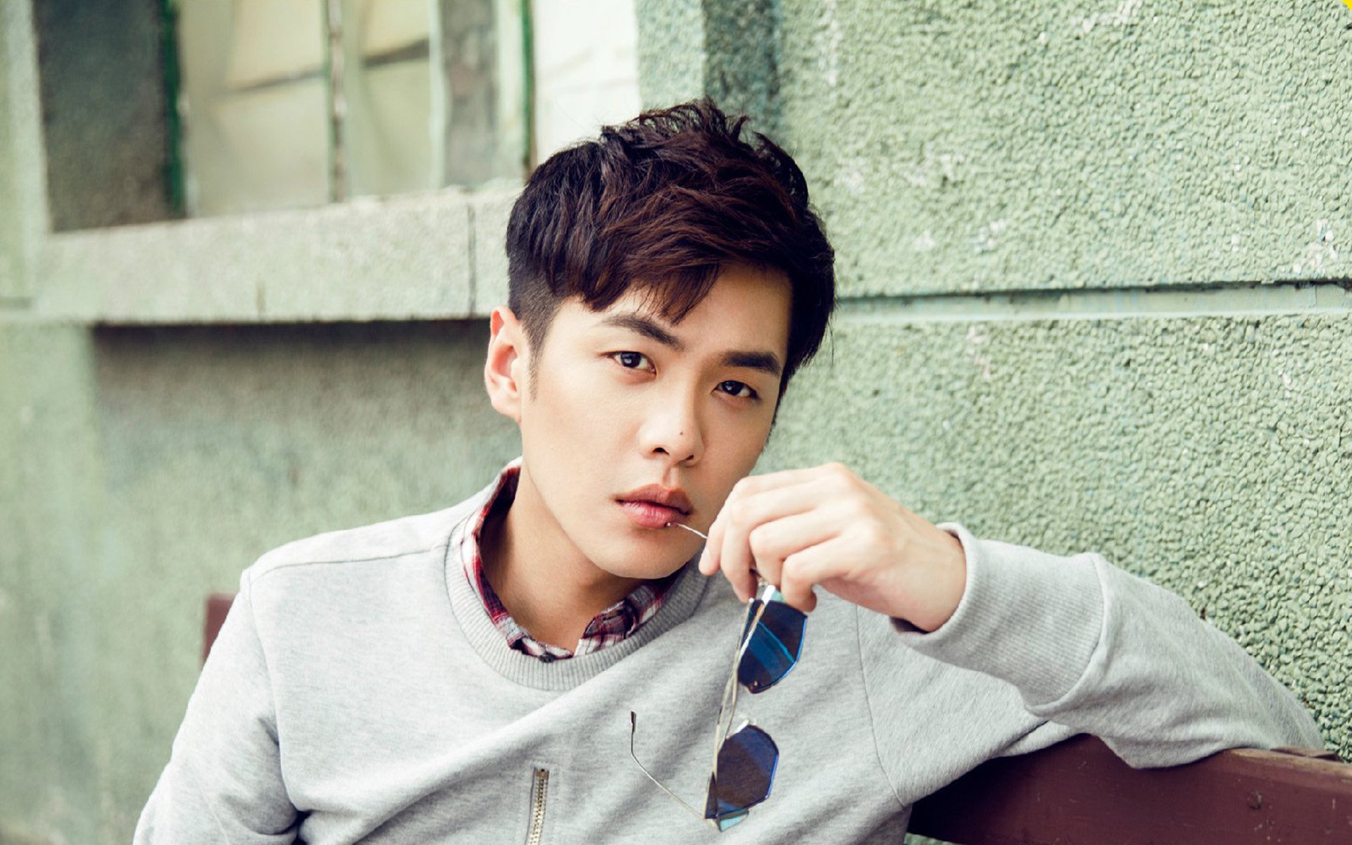 九游官网pc-“英超赛场火热：比赛精彩程度不断升级”，英超比赛进程