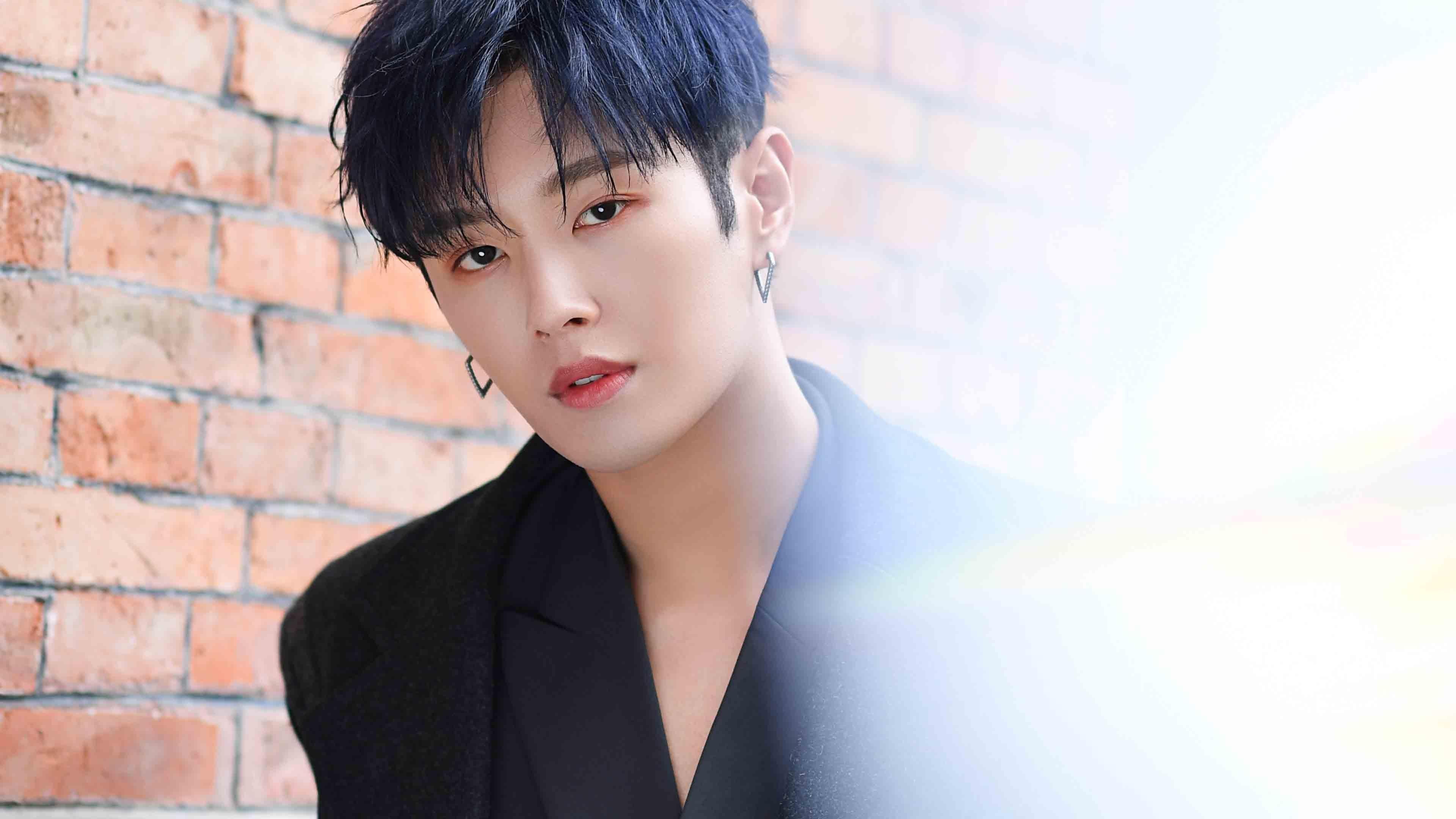 【冠军故事】夺冠球队背后的荣耀与努力，夺得总冠军的球队