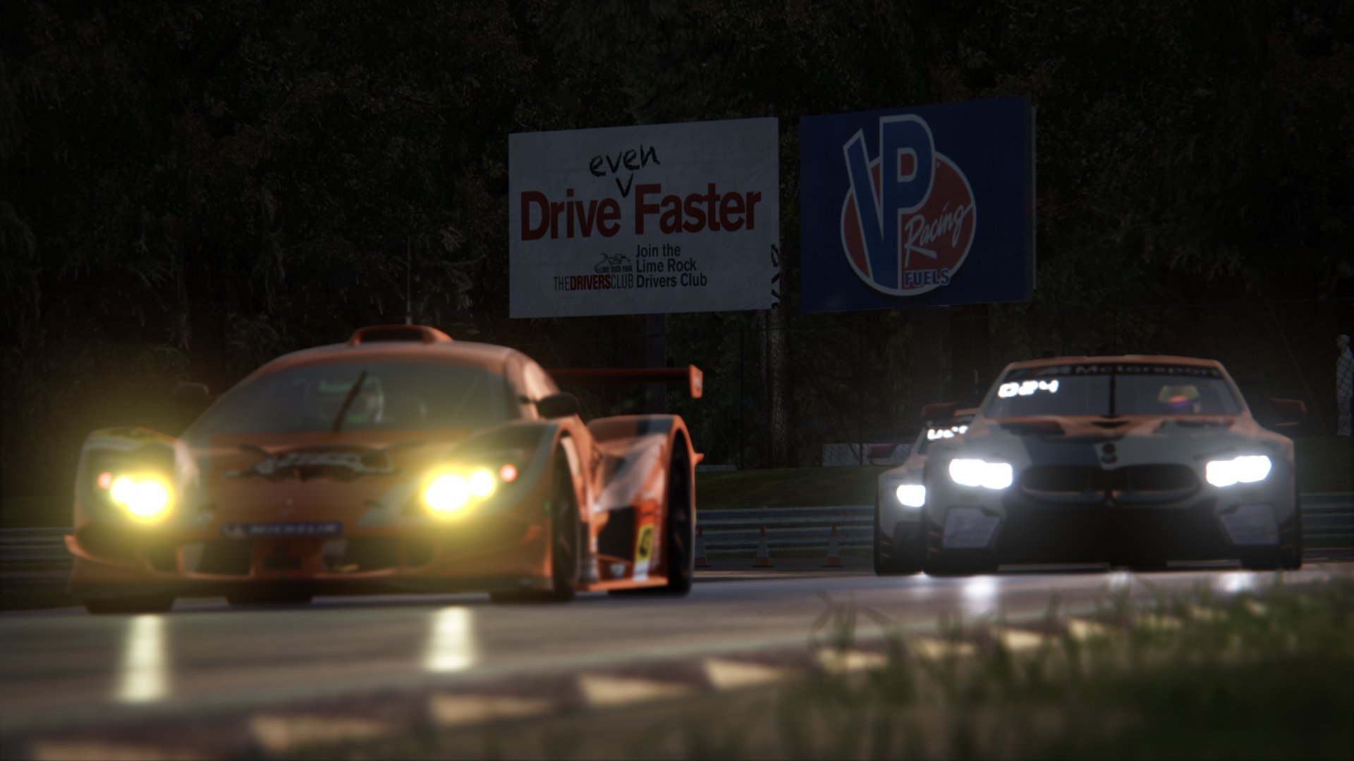 Jiuyou-队内组织技术分析会鼓励球员从数据中总结个人提升路径，球员组织能力