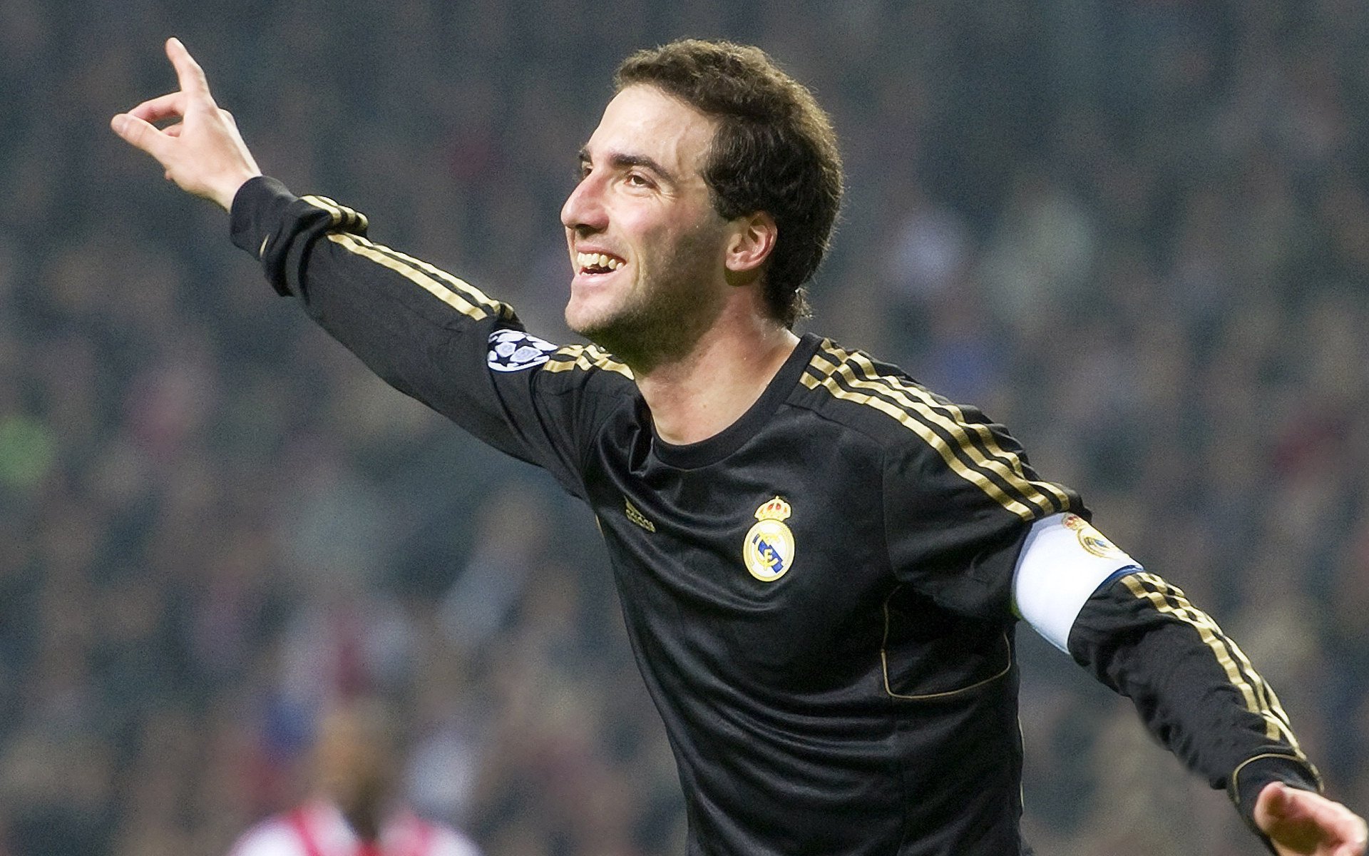 九游平台官网-观众互动体验升级丰富赛事参与感，观众互动环节